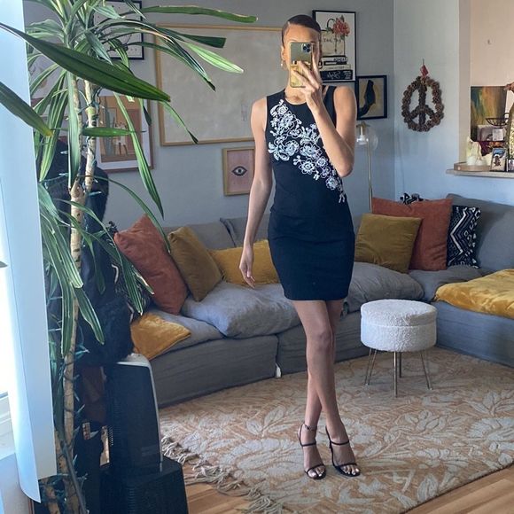 Guess Floral Black Embroidered Dress - Picture 13 of 17